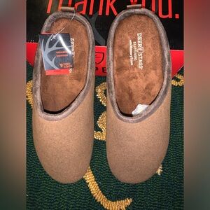 DEER STAG UNBOUND SLIPPERS